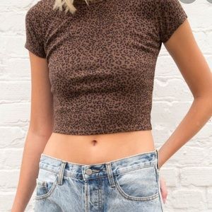 brandy melville cropped tee